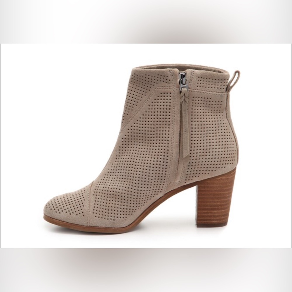 New TOMS Lunata Bootie Women's Zip Boots, Suede Perforated - Picture 2 of 6